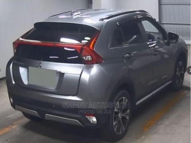 Mitsubishi Eclipse Cross 2018 Gray - thumbnail 2