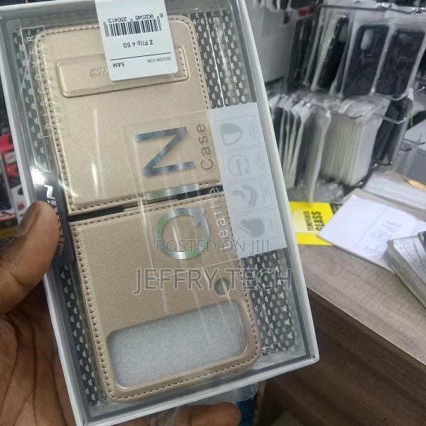 Samsung Galaxy Z Flip 4 5G Case Black Nillkin Camshield Silk - main view