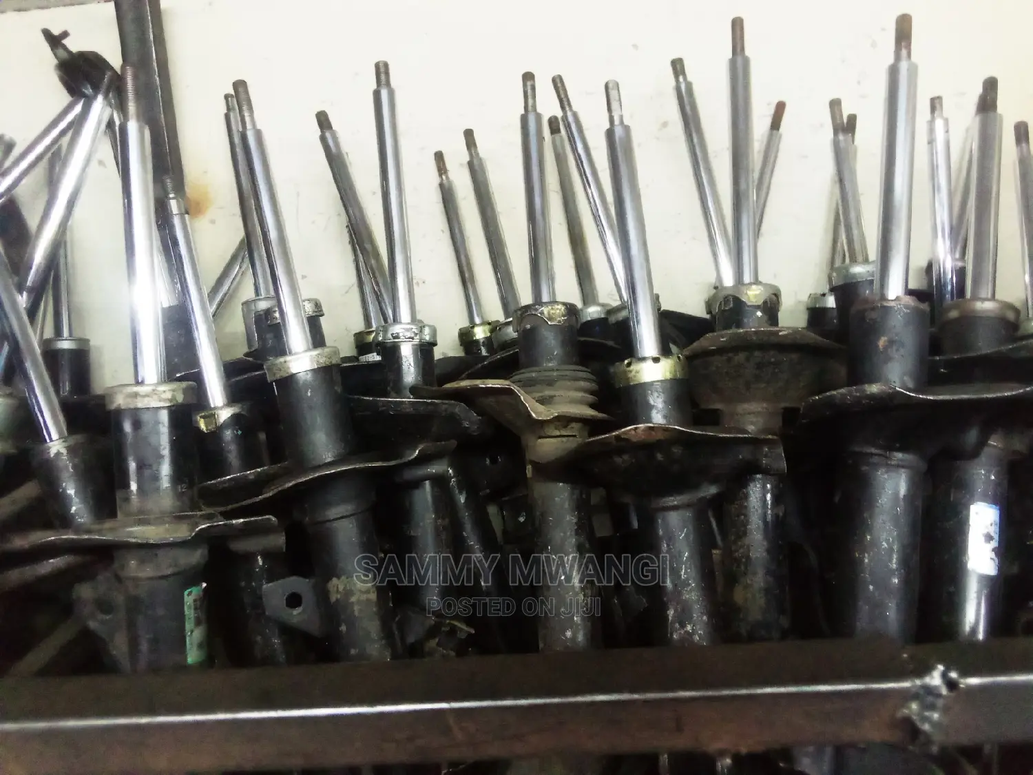 Nissan Serena Front Shocks for Ex