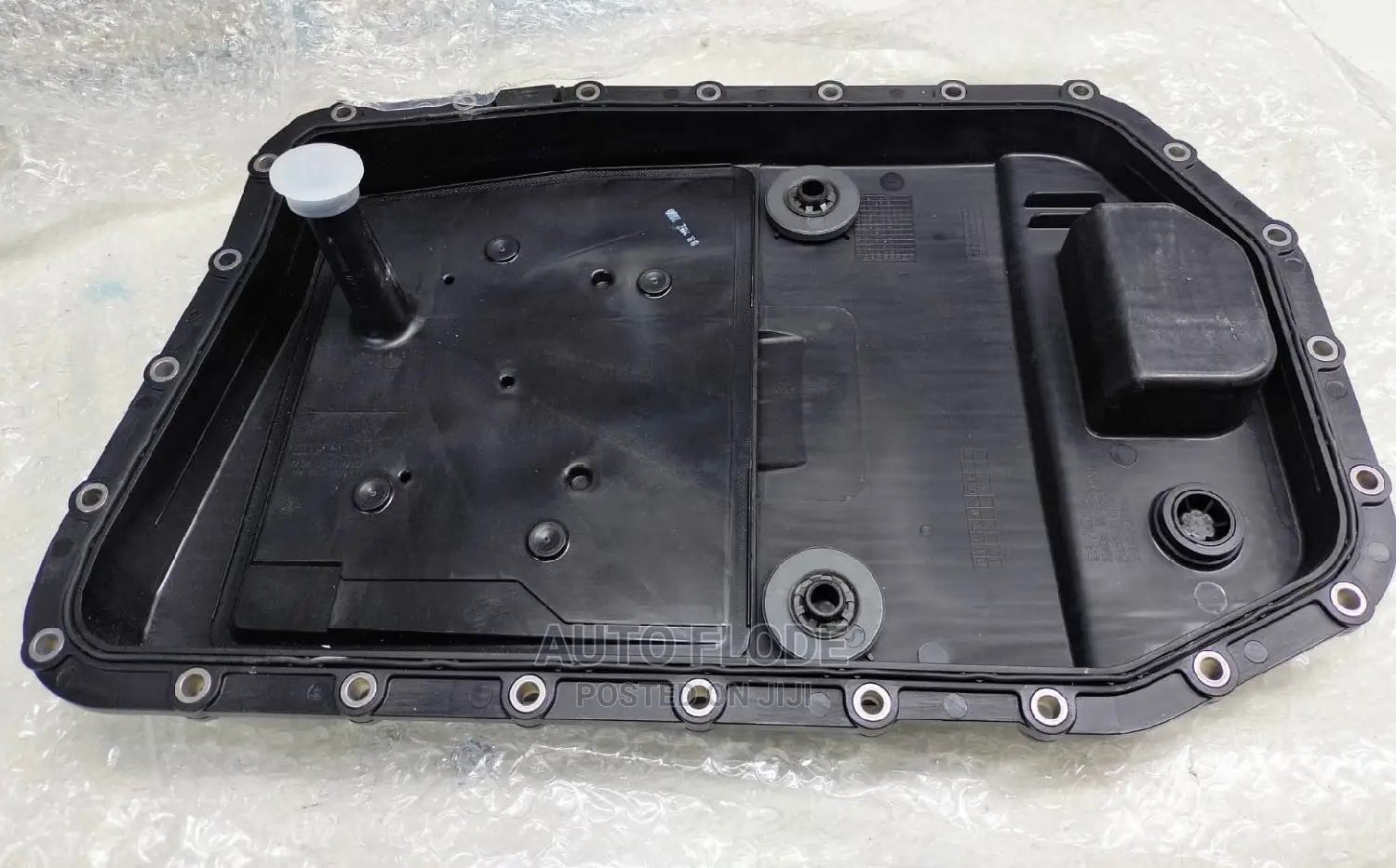 BMW E87,E90,Automatic Transmission Oil Pan.