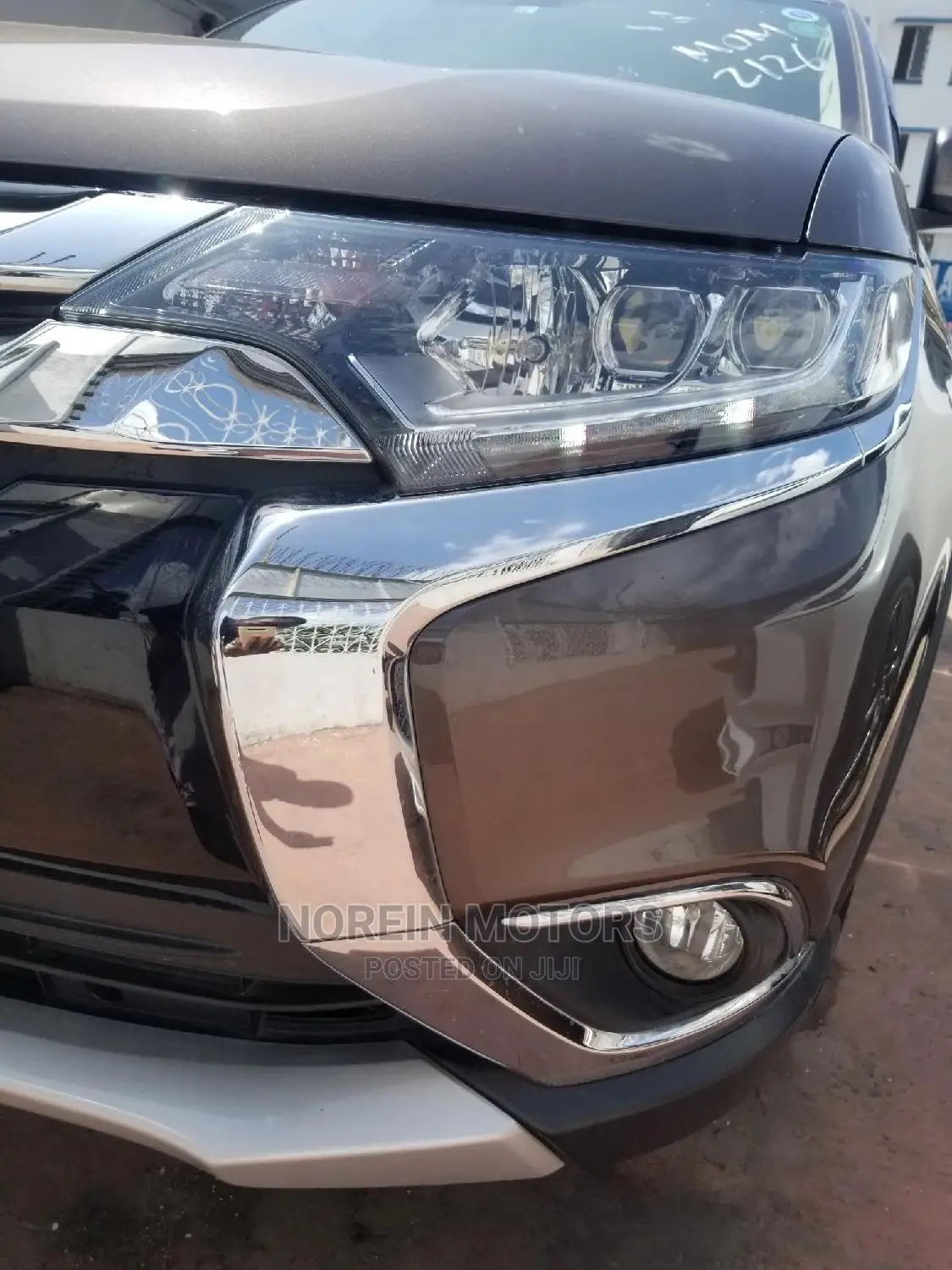 Mitsubishi Outlander 2015 Brown