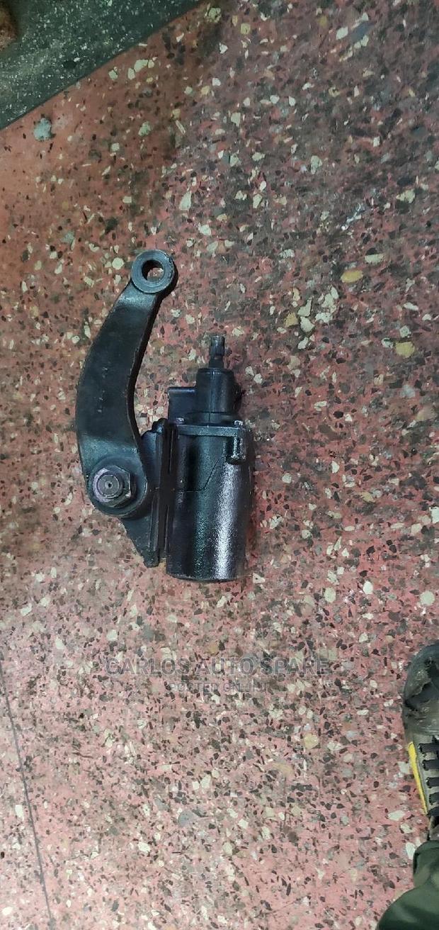 Steering Box Landcruiser 79 - thumbnail 3