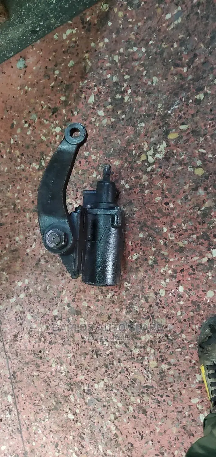 Steering Box Landcruiser 79
