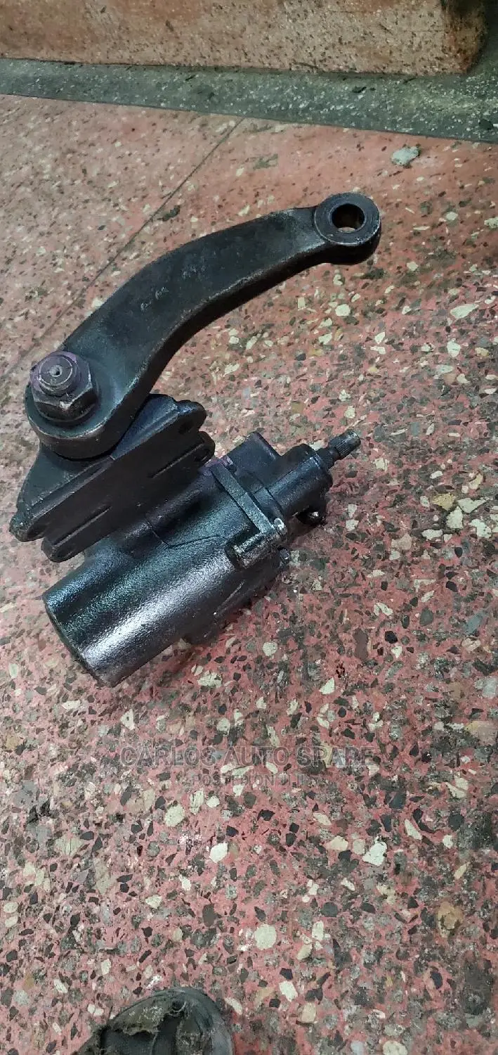 Steering Box Landcruiser 79