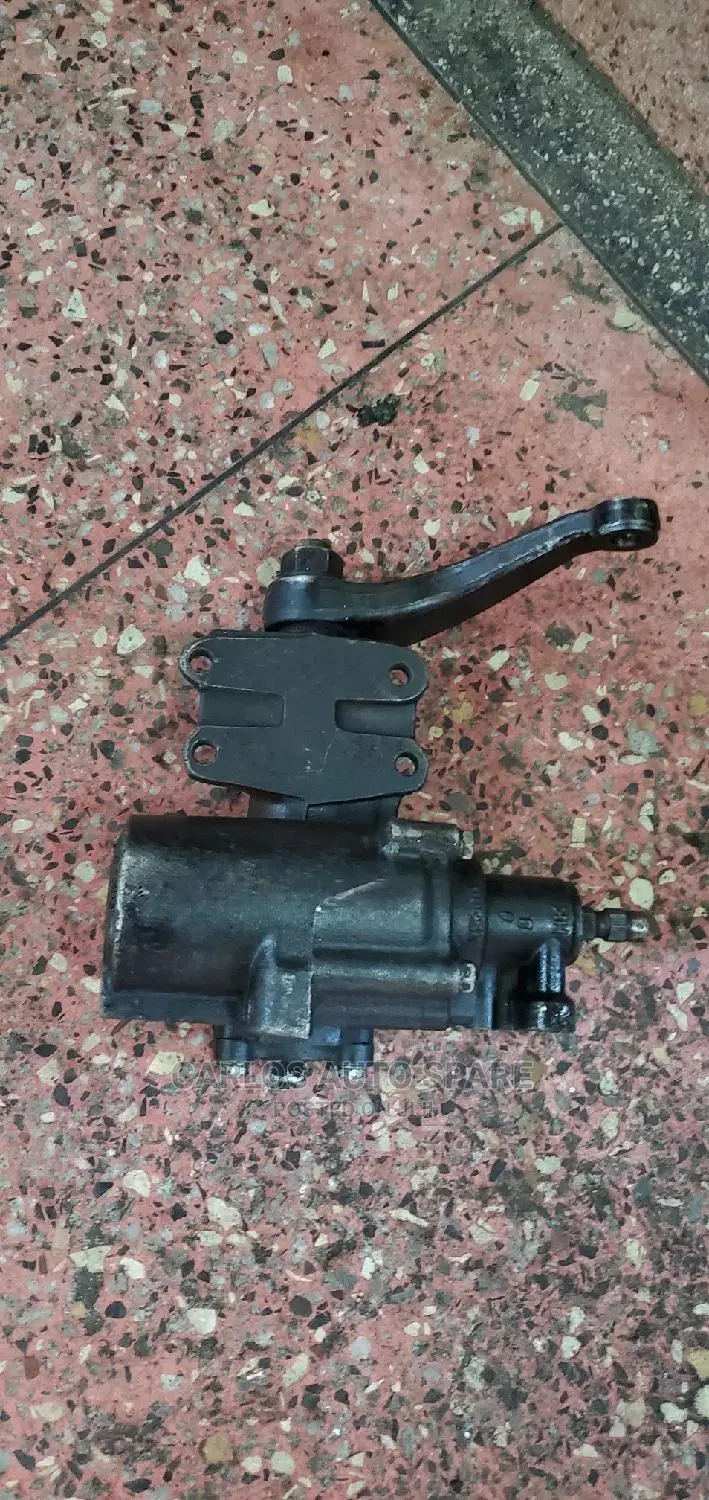 Steering Box Landcruiser 79
