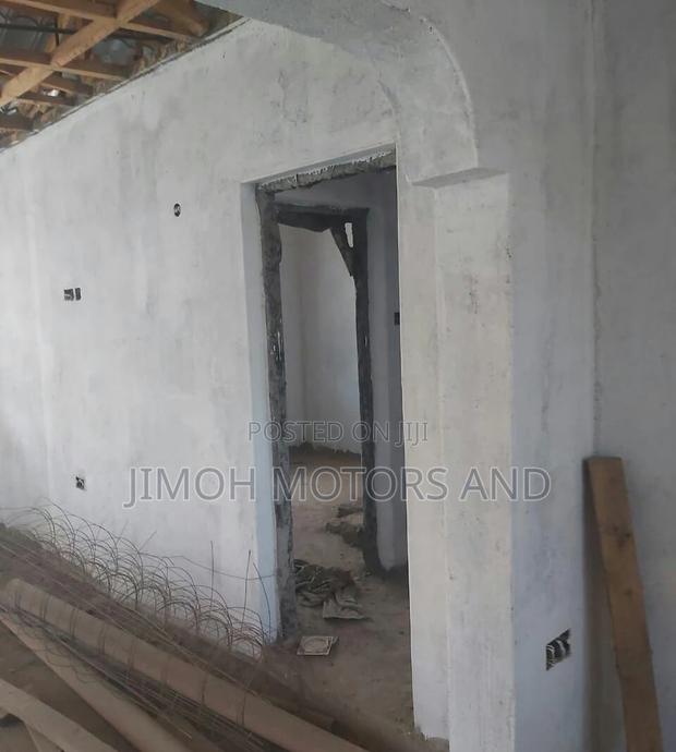 Three Bedroom Incomplete House - thumbnail 3