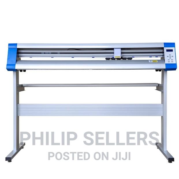 An Contour Vinyl Plotter at a Discounted Price