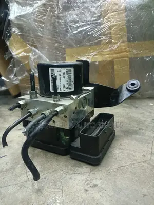 Mazda Axela/Mazda 3 Abs Pump