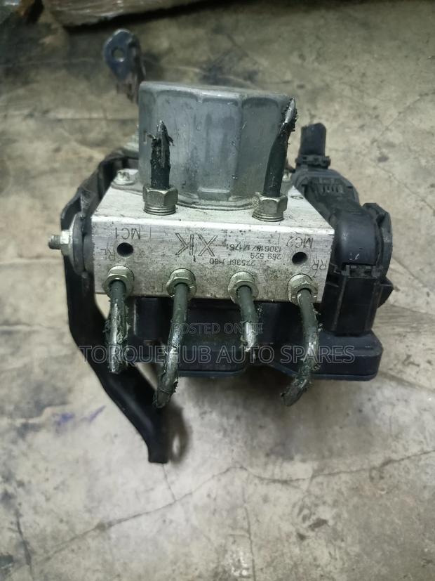 2014 Subaru Impreza G4/Subaru Xv Abs Module - thumbnail 3