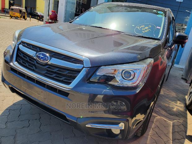 Subaru Forester 2016 Gray - thumbnail 2