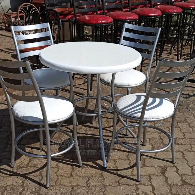 Hotel Chairs - thumbnail 3