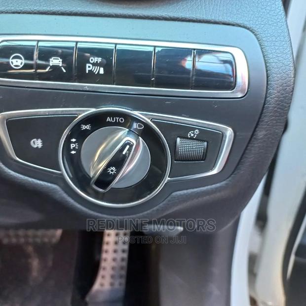 Mercedes-Benz C200 2016 Pearl - thumbnail 4