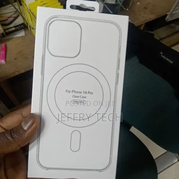 Apple iPhone 14 Pro Clear Case With Magsafe