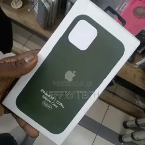 Apple iPhone 12 and iPhone 12 Pro Silicone Case With Magsafe