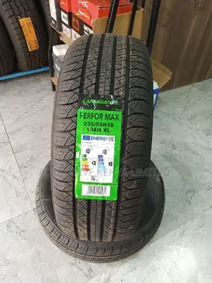 235/55r18 Performax