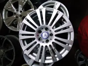 Size 17 Inches Mercedes Benz Alloy Rims Set