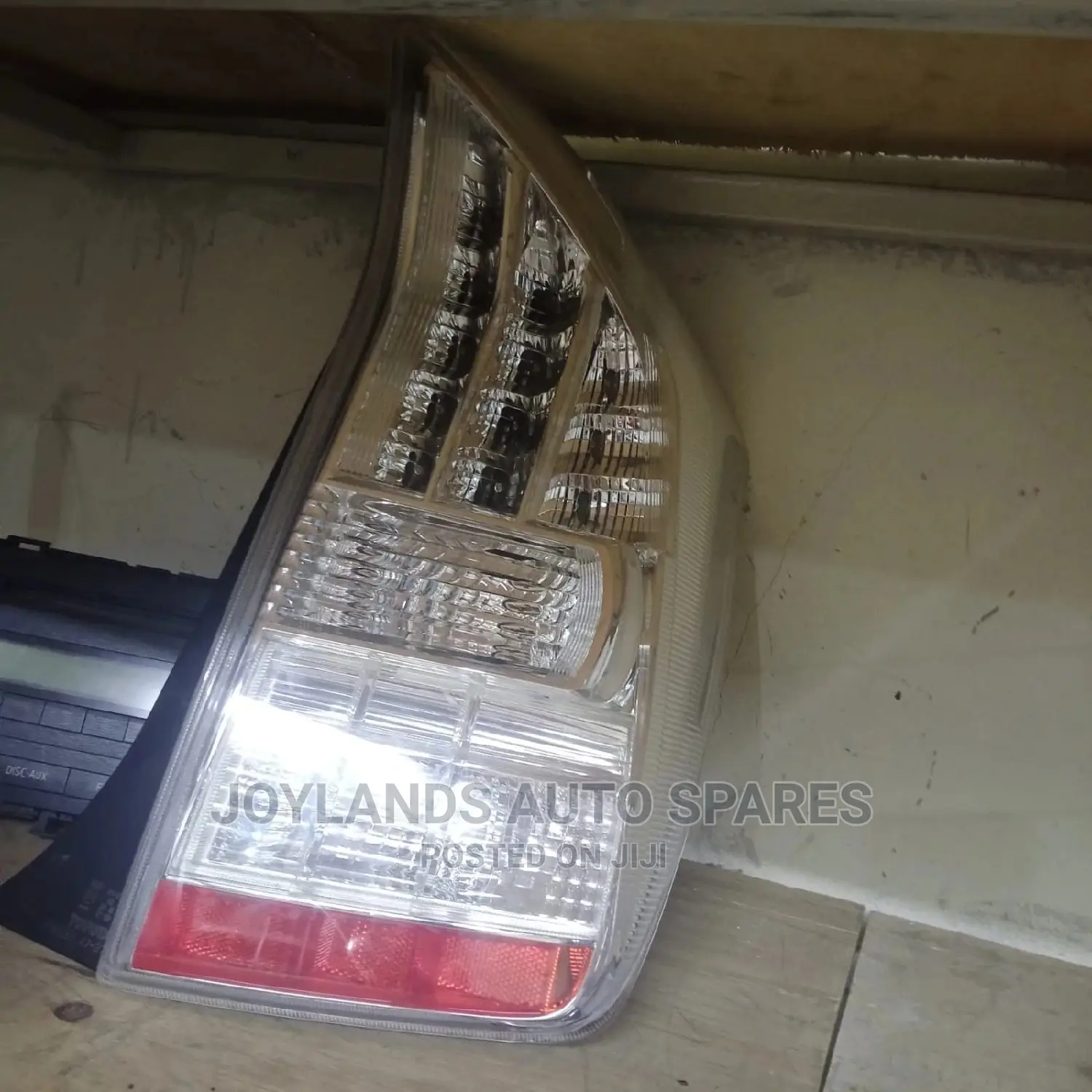 Tail Lamp Toyota Prius 2010
