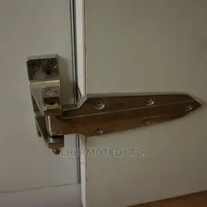 Coldroom Door Hinges and Lock