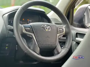 Toyota Land Cruiser 2015 Black