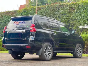 Toyota Land Cruiser 2015 Black