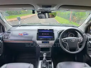Toyota Land Cruiser 2015 Black