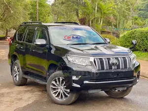 Toyota Land Cruiser 2015 Black