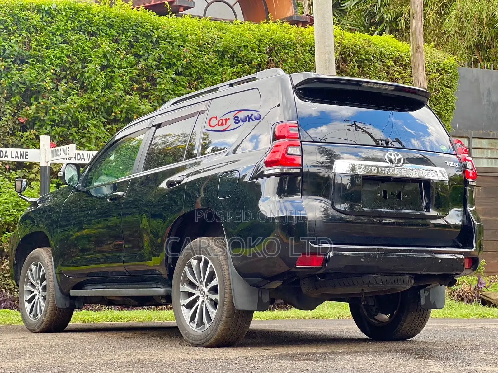 Toyota Land Cruiser 2015 Black