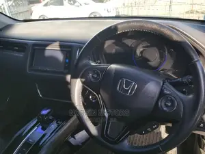 Honda Vezel 1.5 4WD 2015 Black
