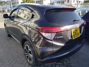 Honda Vezel 1.5 4WD 2015 Black