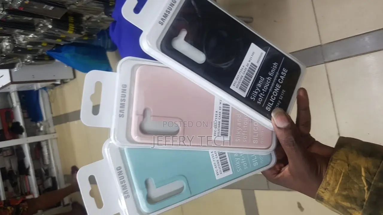Samsung Galaxy S21 FE Square Silicone Soft Case