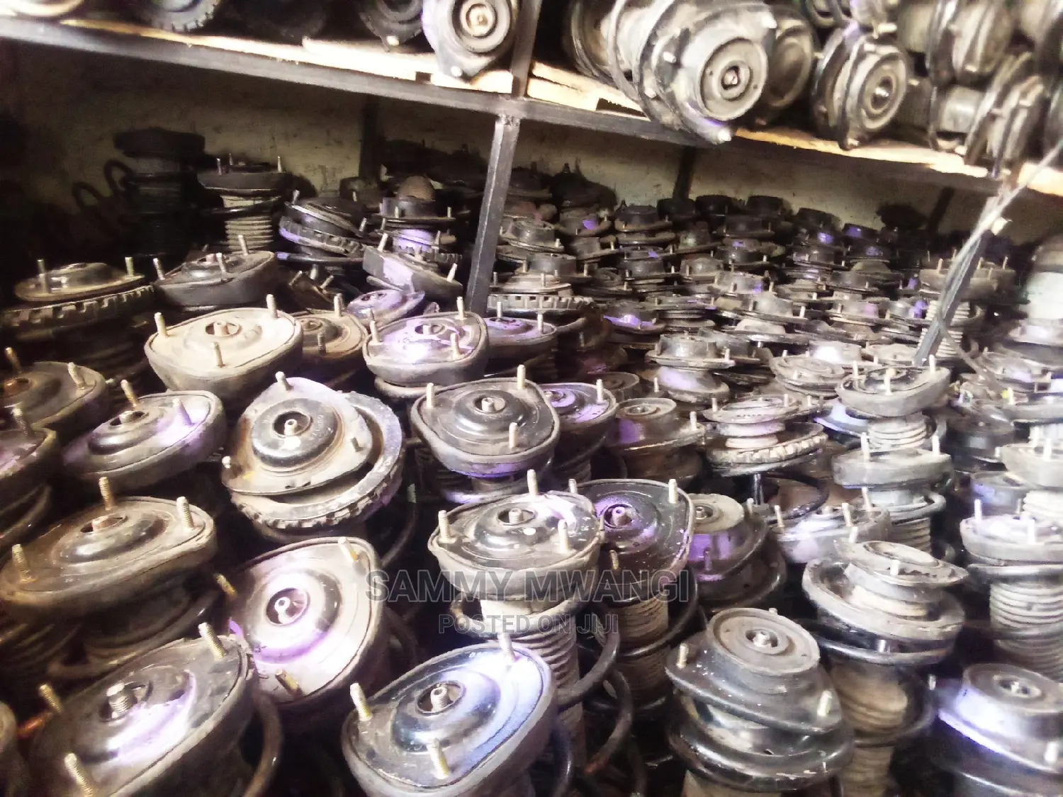 Subaru Complete Shocks in Best Quarity