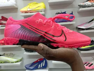 Mercurial Vapor 8 Trainers Football Shoes