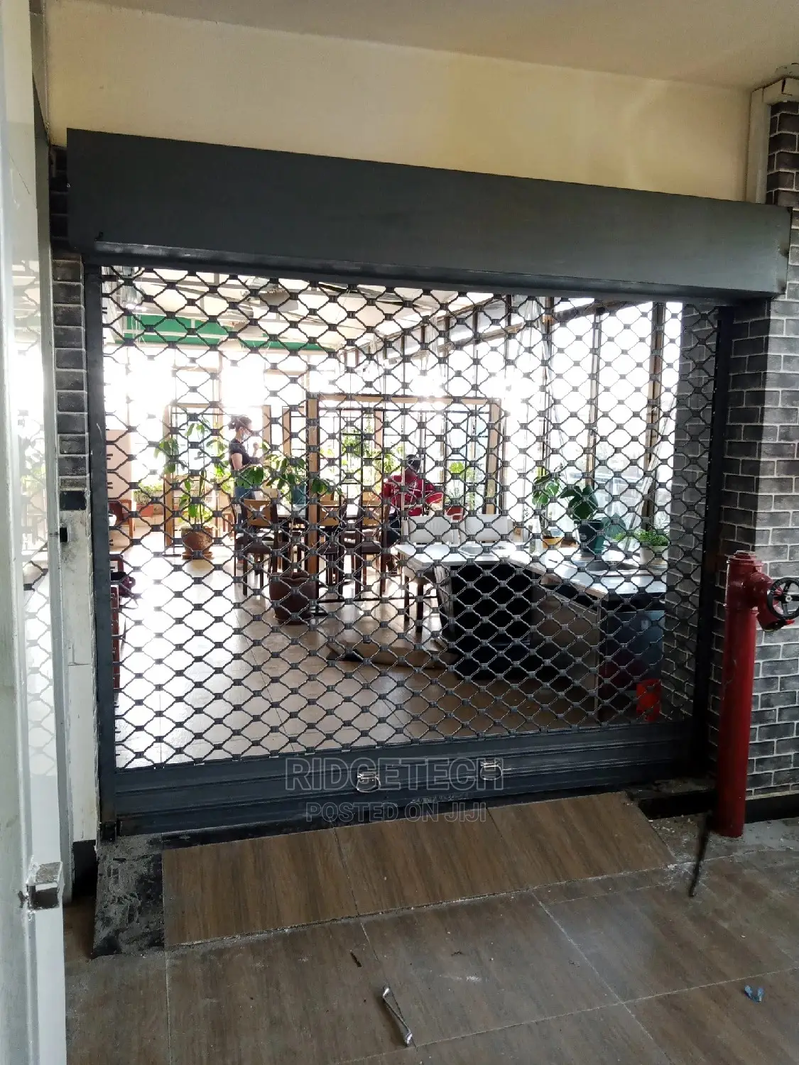 Rolling Grill Partition.