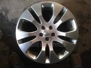 17 Inch Subaru (Japan)