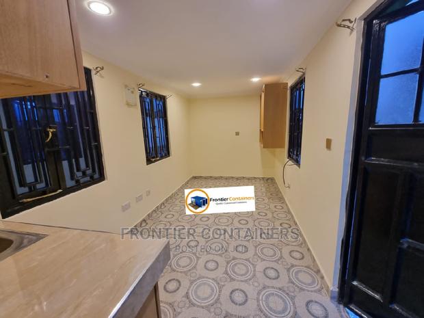 Spacious Bedsitter - thumbnail 4