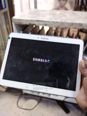 Samsung Galaxy Tab 4 16 GB White - main view