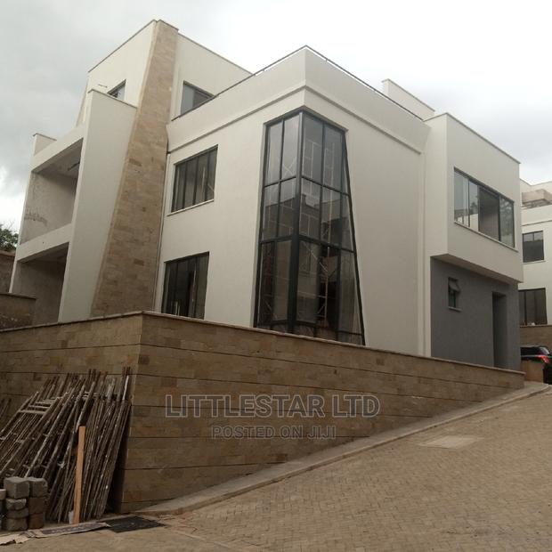 10bdrm Villa in Muthangari for Sale