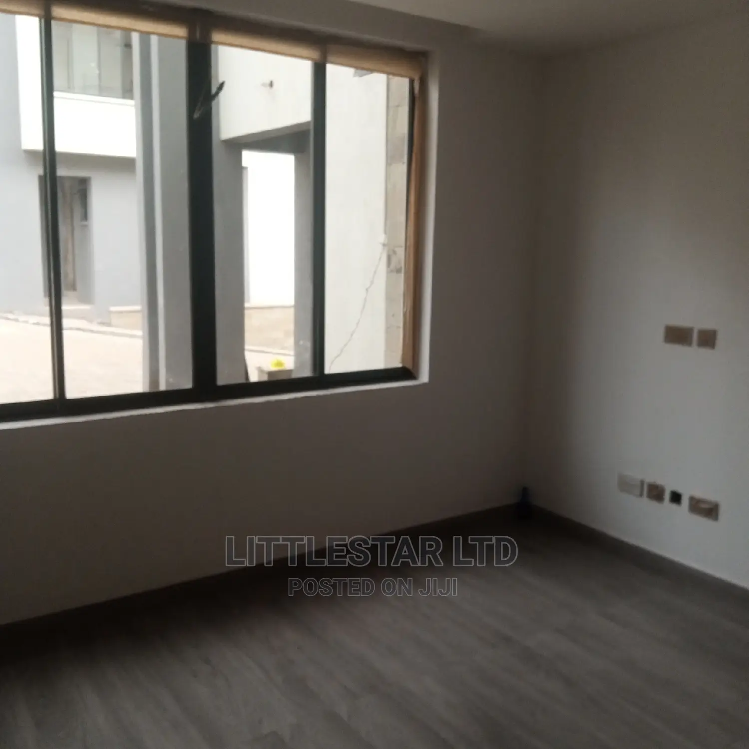 10bdrm Villa in Muthangari for Sale
