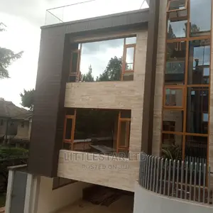 6bdrm Villa in Lavender Villa, Muthangari for Sale