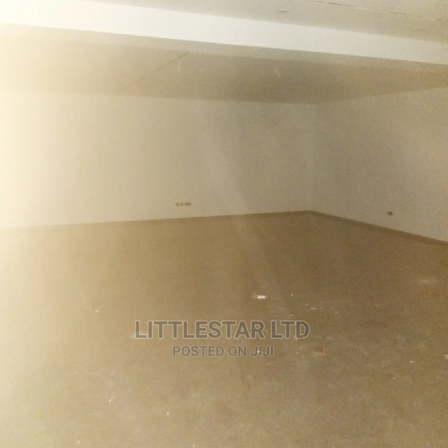6bdrm Villa in Lavender Villa, Muthangari for Sale