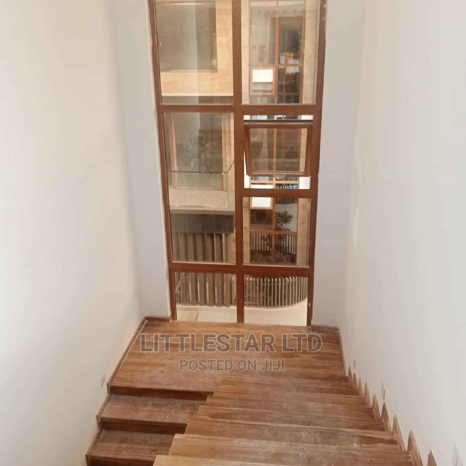 6bdrm Villa in Lavender Villa, Muthangari for Sale