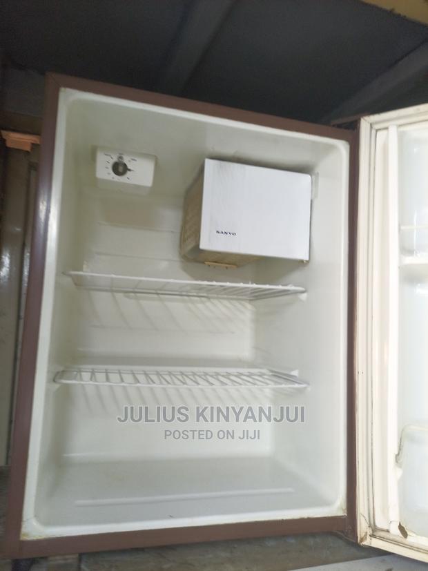 Mini Fridge Table Top - thumbnail 2