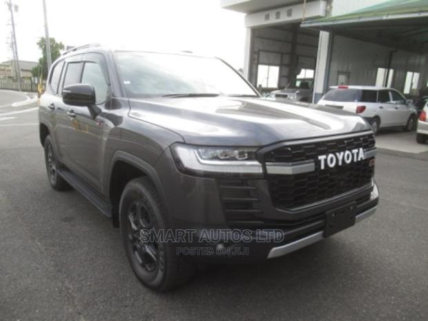 New Toyota Land Cruiser 2021 Gray