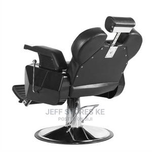 Quality Jumbo Barber Seats - thumbnail 2
