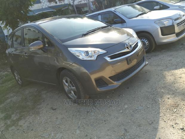 Toyota Ractis 2015 Gray - thumbnail 3