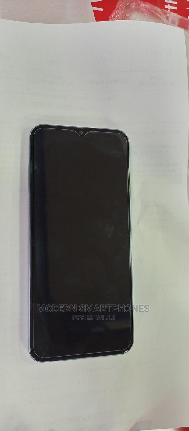 New Mobile Phone 16 GB Blue - main view