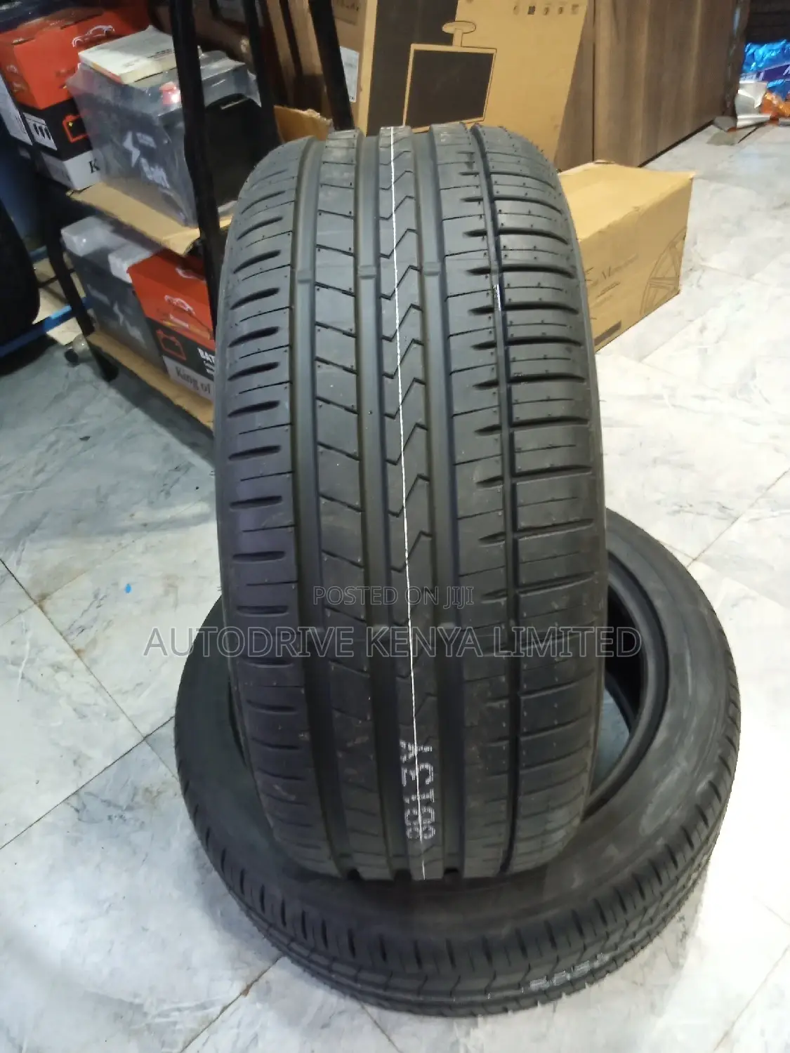 245/45r18 Falken Tyre