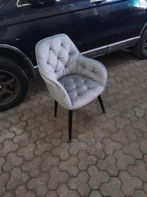 Styling Chair - thumbnail 2