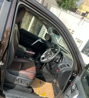 Toyota Land Cruiser Prado 2017 Brown