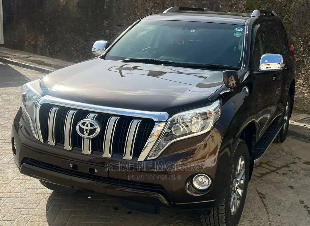 Toyota Land Cruiser Prado 2017 Brown